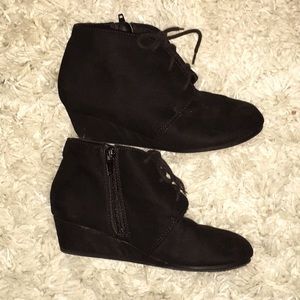 Little Girls black booties